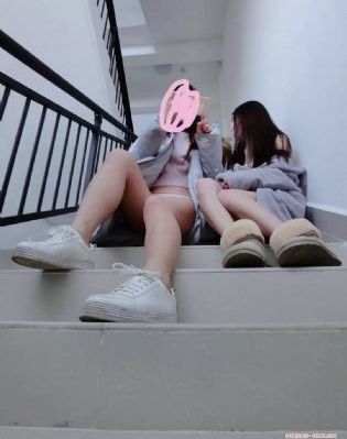 在线蜜桃